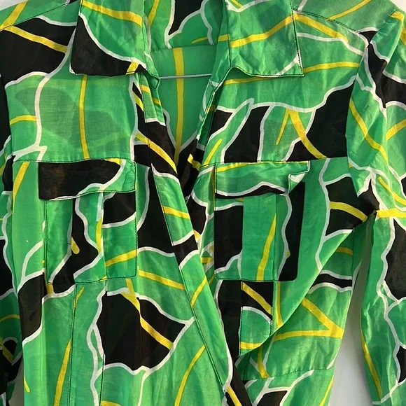 DVF wrap dress coverup. Size M - Picture 4 of 8